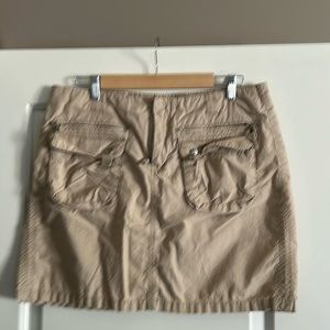 Tommy Hilfiger cargo skirt